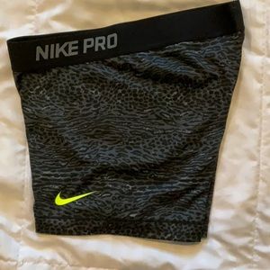 Nike animal print short bike shorts medium